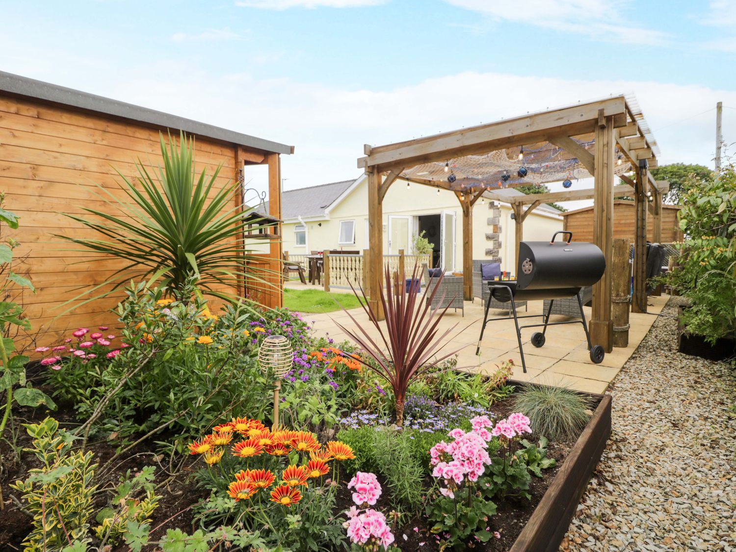 Cae Berllan, Pwllheli