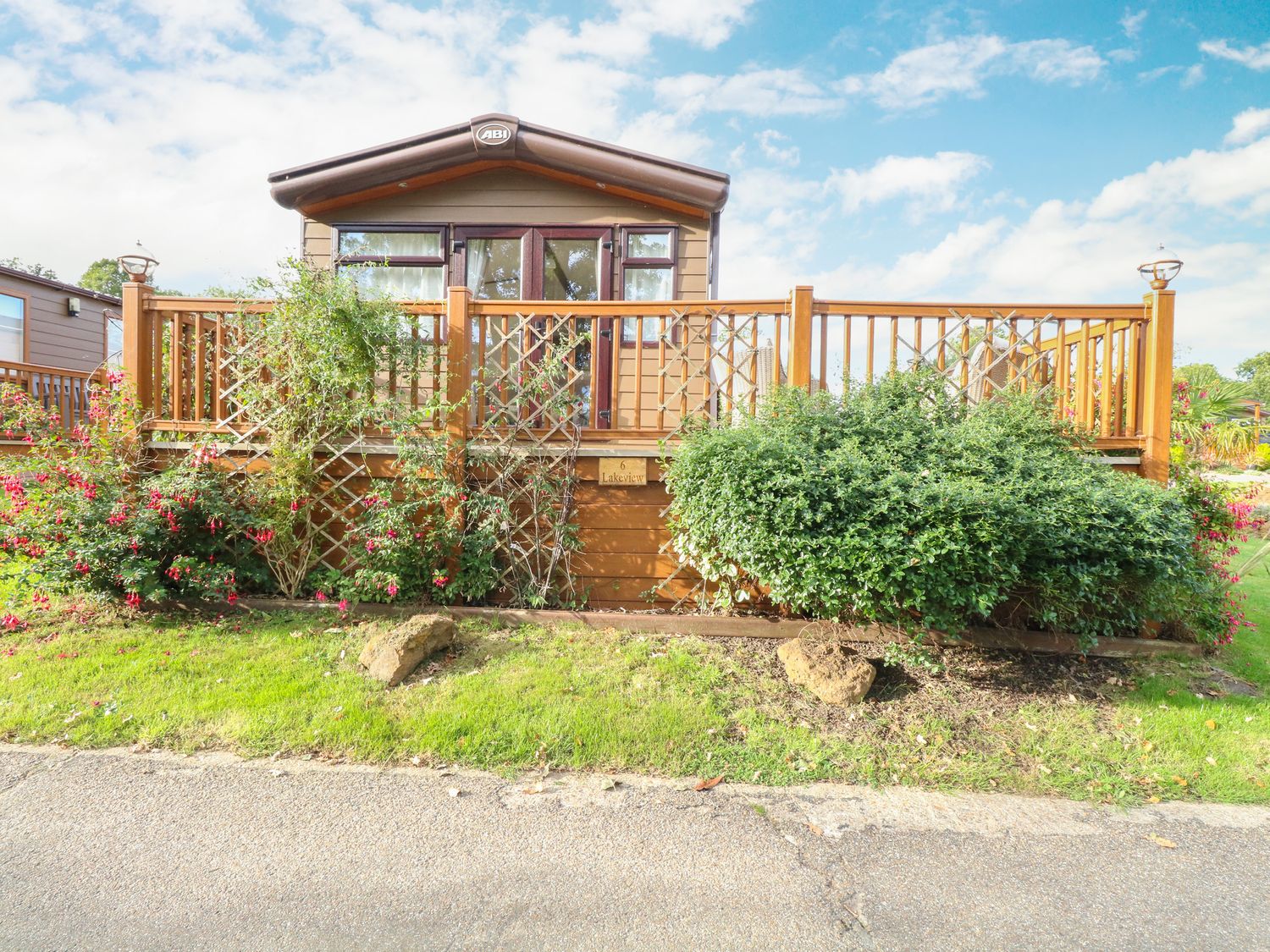 6 Lakeview - Norfolk - 1083856 - photo 1
