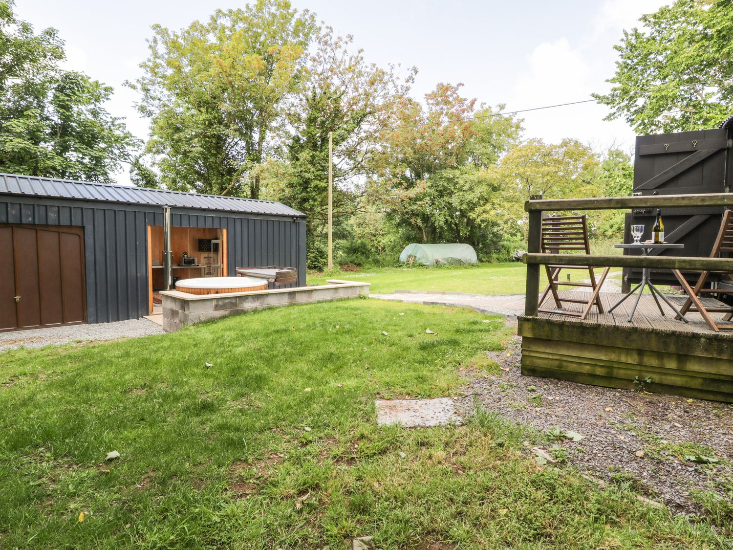 The Shepherds Hut, Chwilog