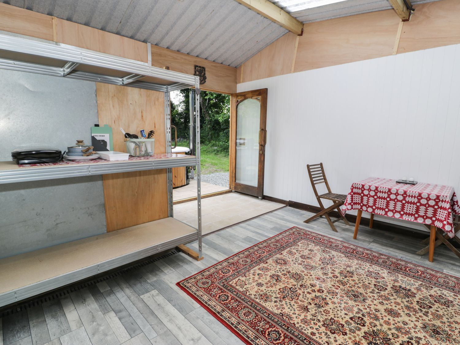 The Shepherds Hut, Chwilog