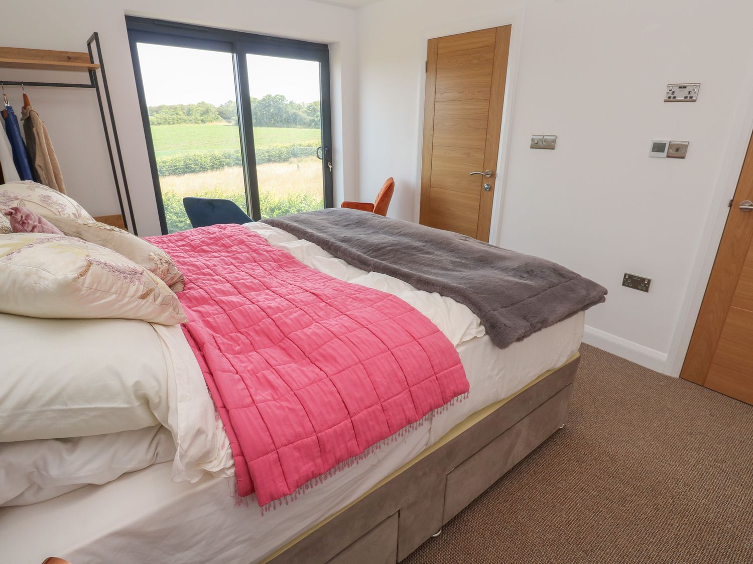 Tredarn, Connor Downs, Cornwall, dog-friendly, woodburning stove, hot tub off-road parking and views