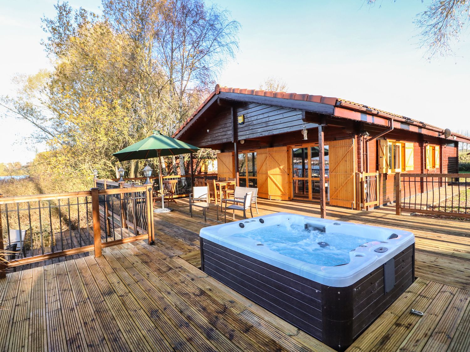 Osprey Lodge Tattershall Lakes Country Park Lincolnshire England Hot Tub Getaways Hot