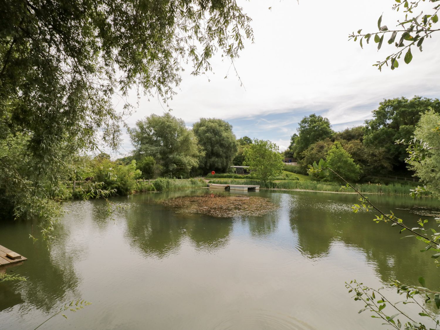 The Sheperds Hut at Bridge Lake Farm & Fishery, Chacombe