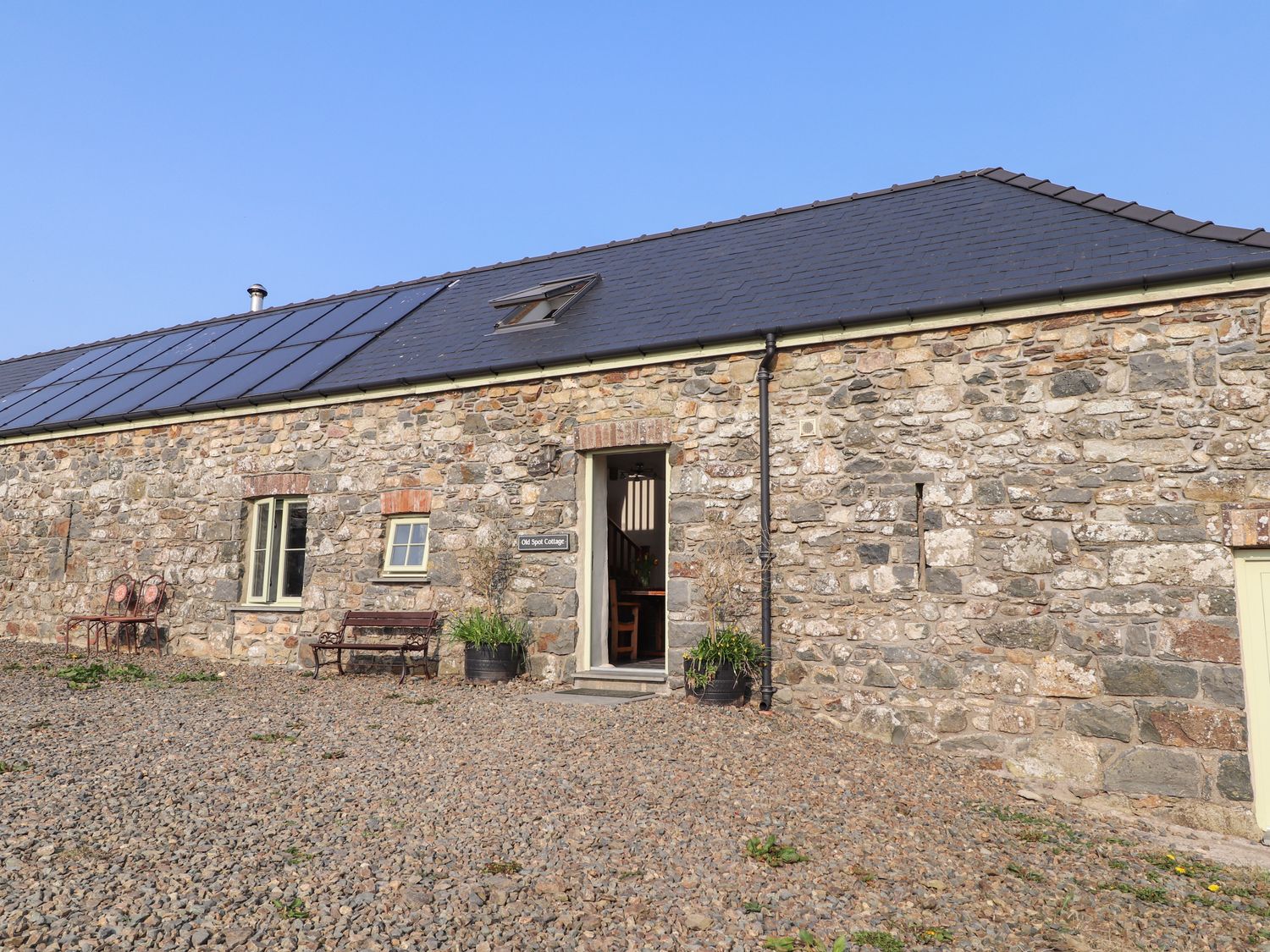 Old Spot Cottage - South Wales - 1095592 - photo 1