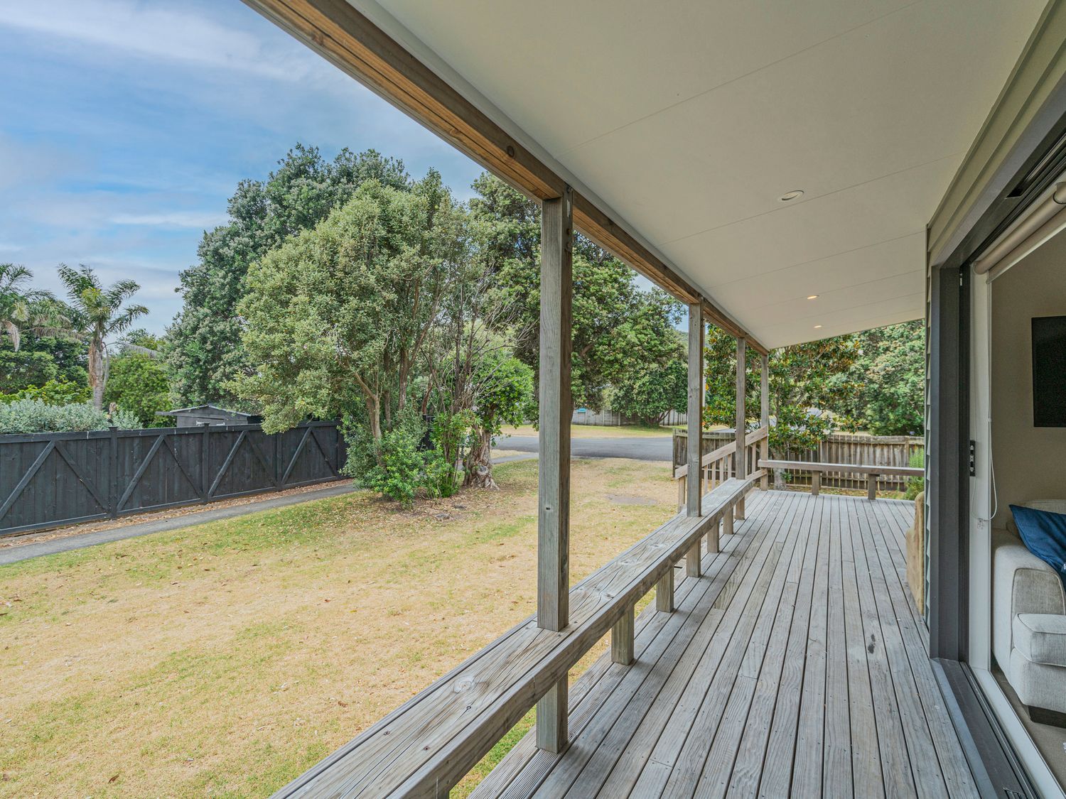 Seas the Day - Matarangi Holiday Home                     photo 28