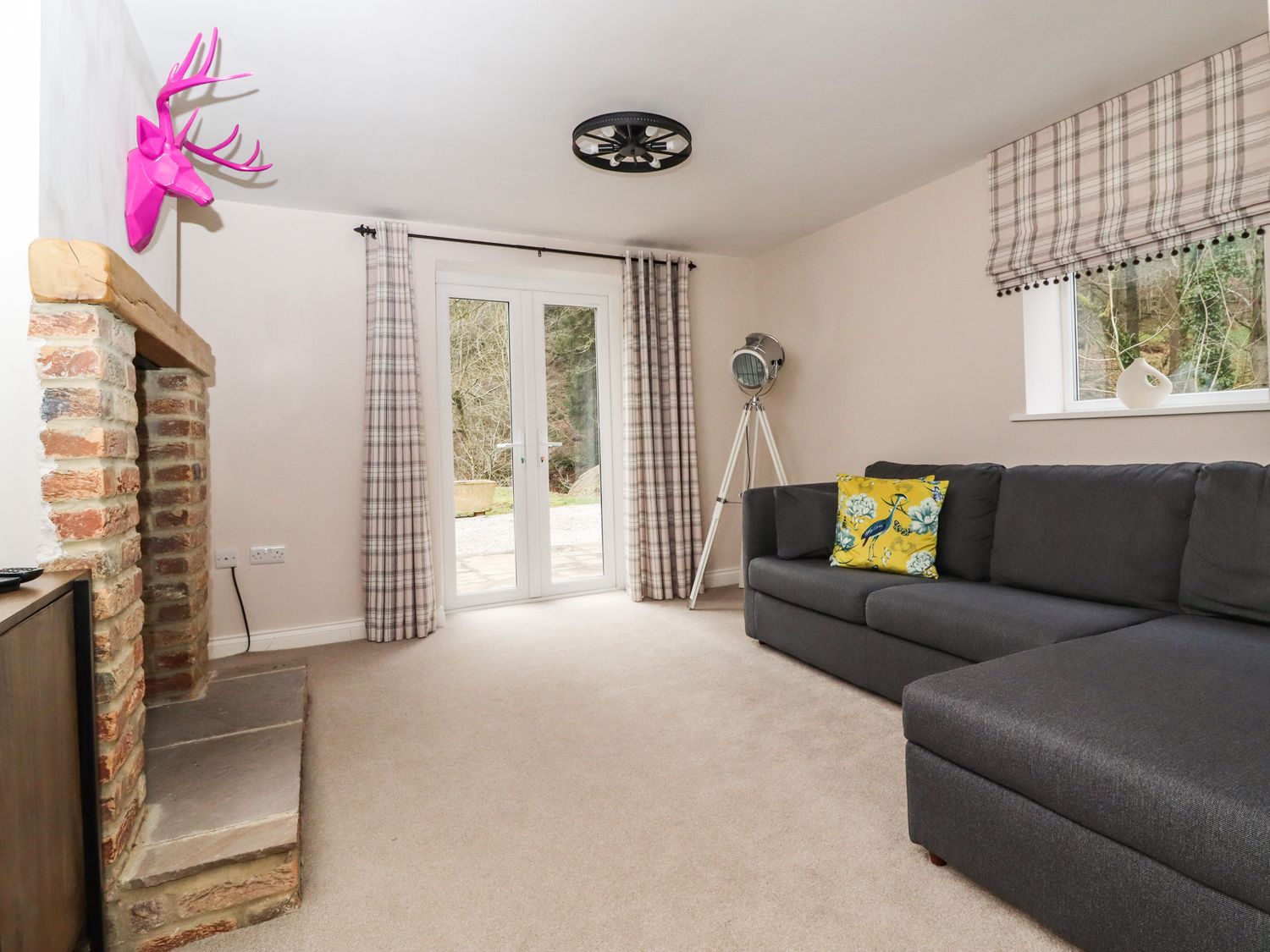 Sitting room Paradise Cottage near Bewerley ( Ref 1098672 ) Rent holiday cottage near Bewerley for 4 guests in North Yorkshire