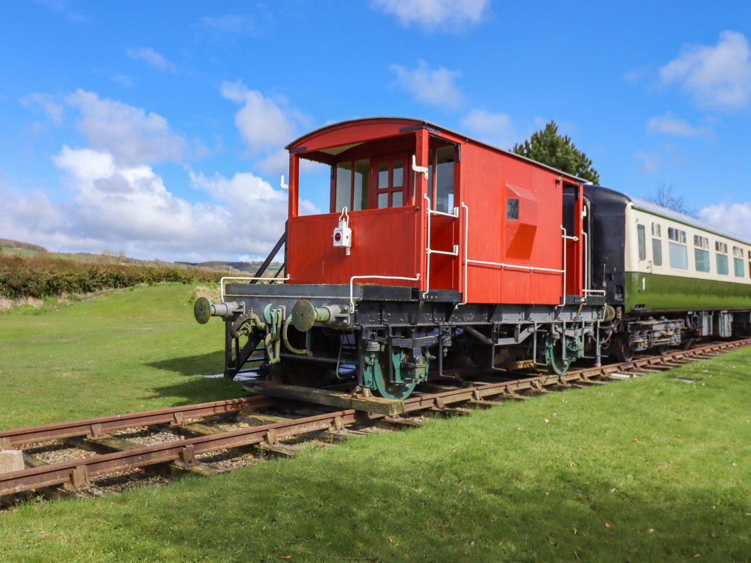 The Ticket Office Allerston ( Ref 1101295 ) Allerston Holiday Cottage for 4 guests