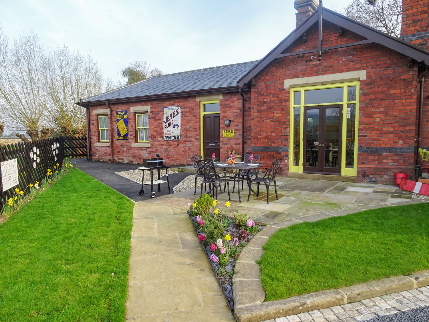 Photo of The Ticket Office Allerston ( Ref 1101295 ) Self catering accommodation in Allerston near Scarborough North Yorkshire