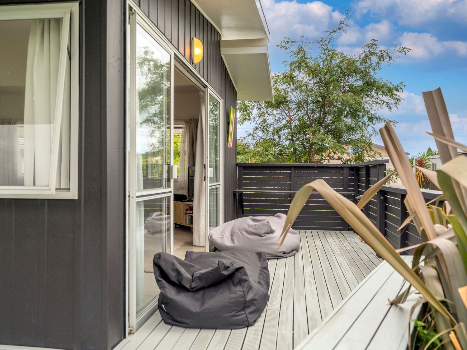 Bach Life on Seabreeze - Whangamata Holiday Home                     photo 31