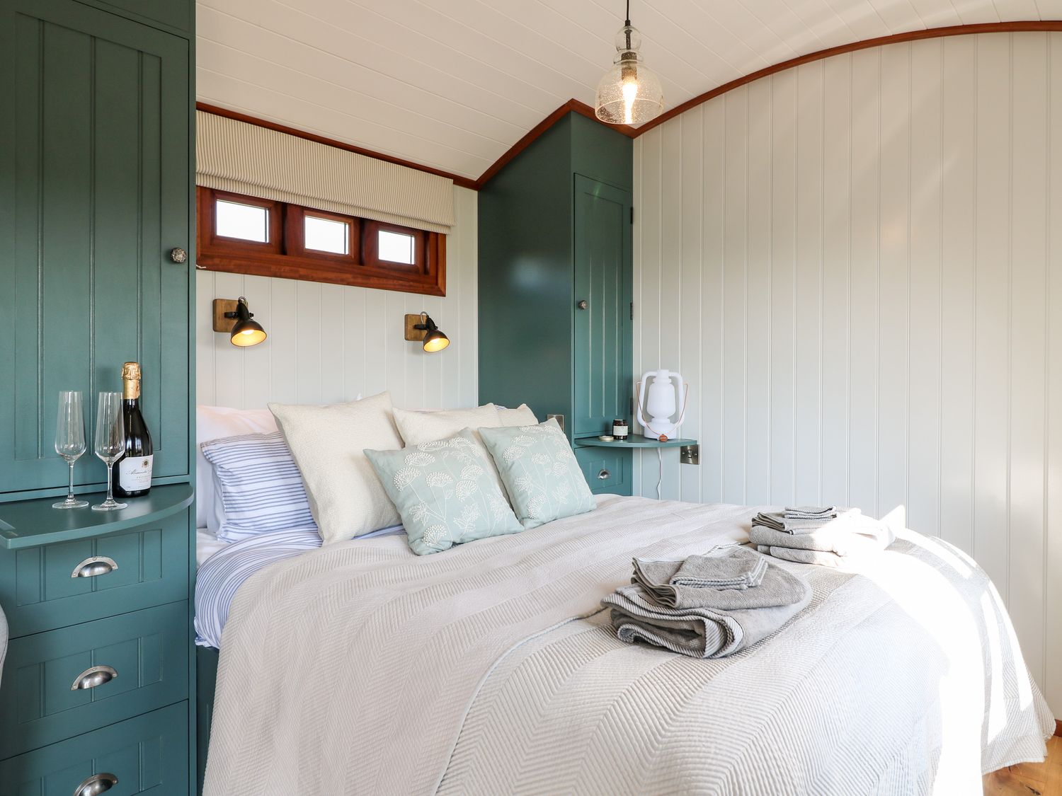 Nomad (shepherds hut), Kibworth