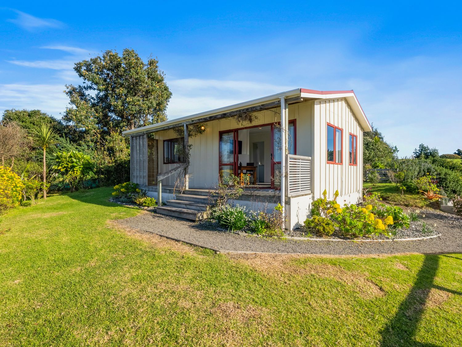 Cottage on Rutherford – Waikanae Holiday Home -  - 1113261 - photo 1