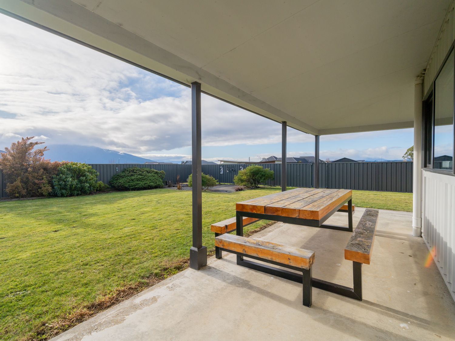 Acheron Homestead - Te Anau Holiday Home                     photo 45