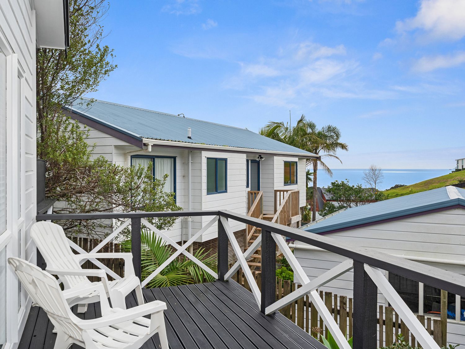 The Family Bach – Cable Bay Holiday Home                     photo 20