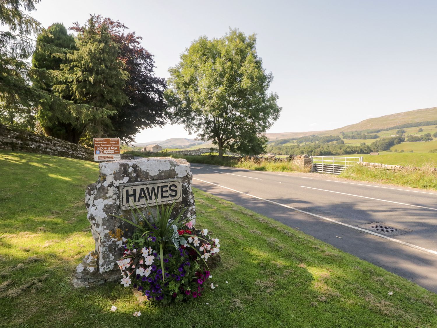 Harveys Hideaway 2, Hawes
