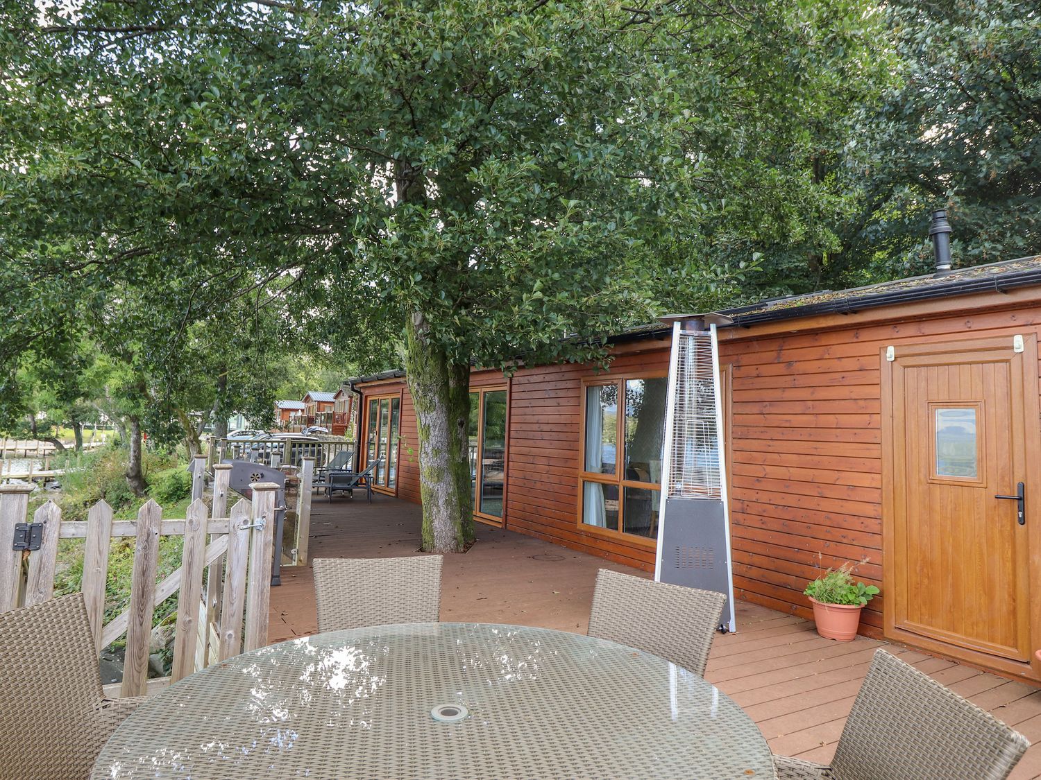 Lakeside Lodge Bownessonwindermere The Lake District And Cumbria