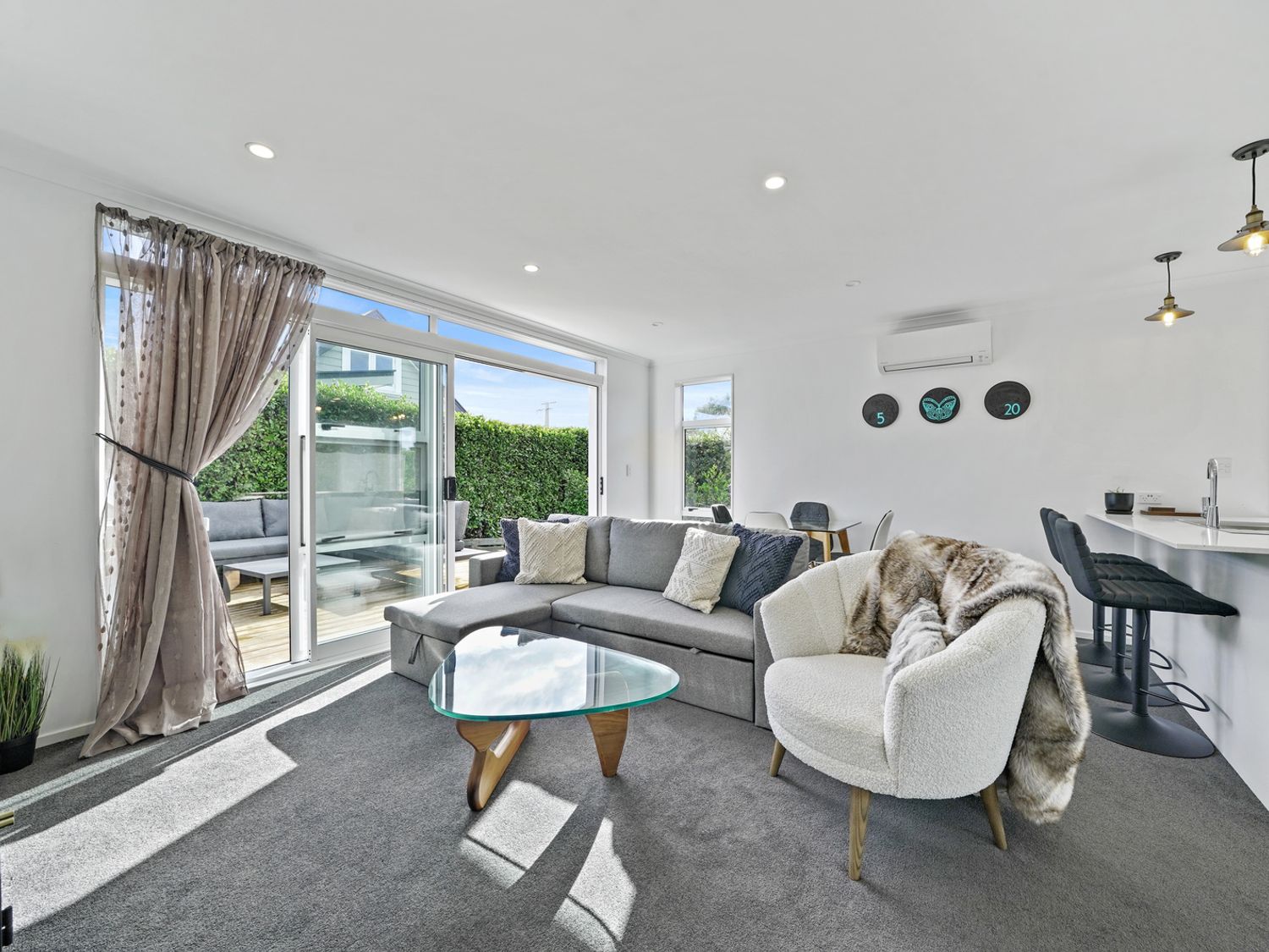 Treasure on Tuscan - Martinborough Holiday Home                     photo 2