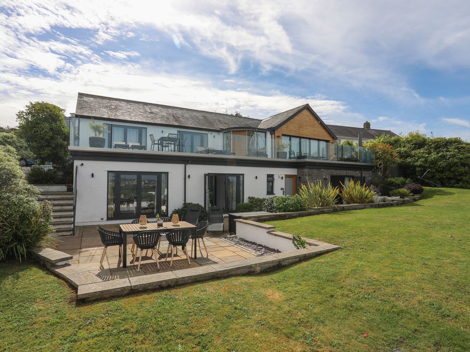 Upper Trem Y Borth Abersoch Machroes Self Catering Holiday Cottage