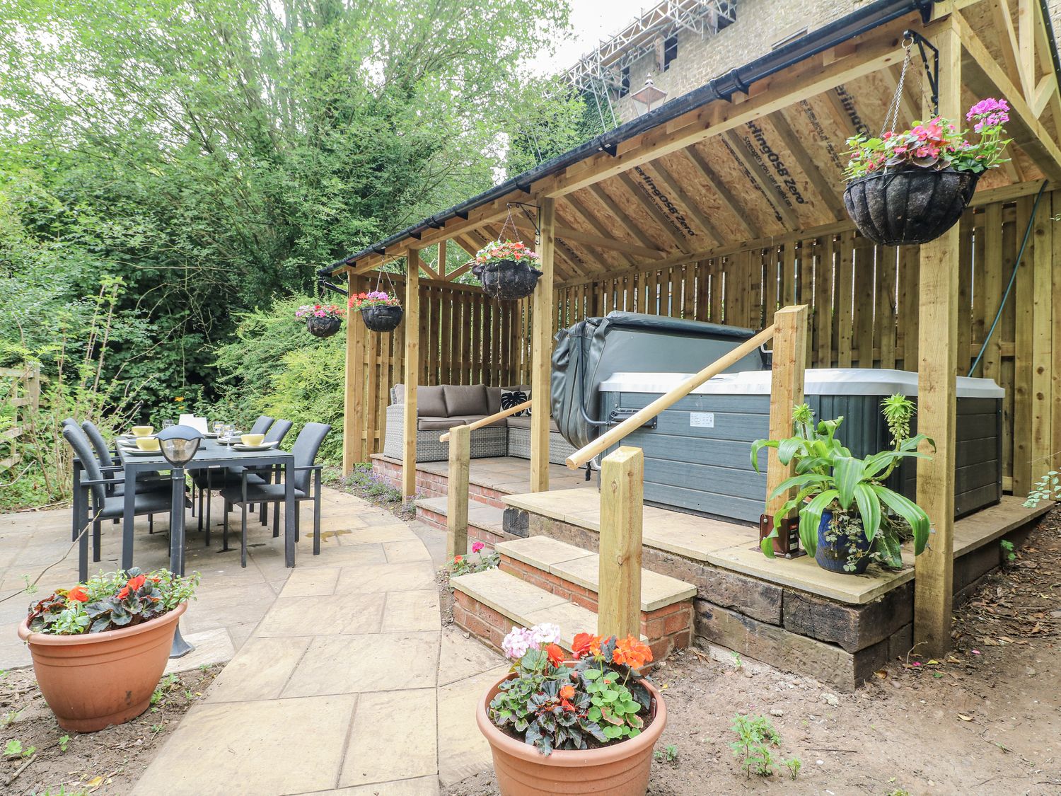 Mill View Duplex, Cuckney