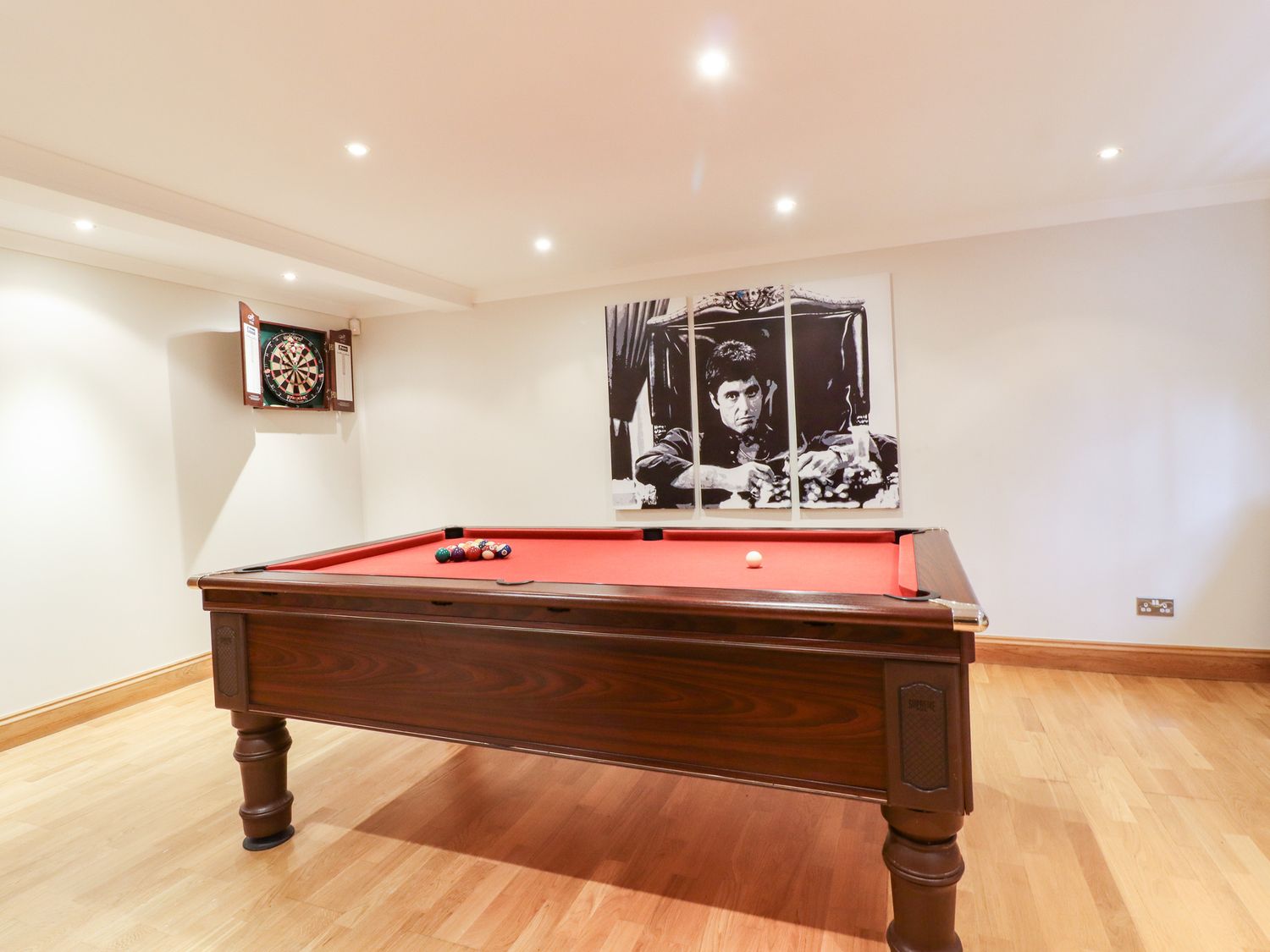36 Glen Road in Eldwick, West Yorkshire. Five-bedroom stylish home with games room and hot tub. Pets