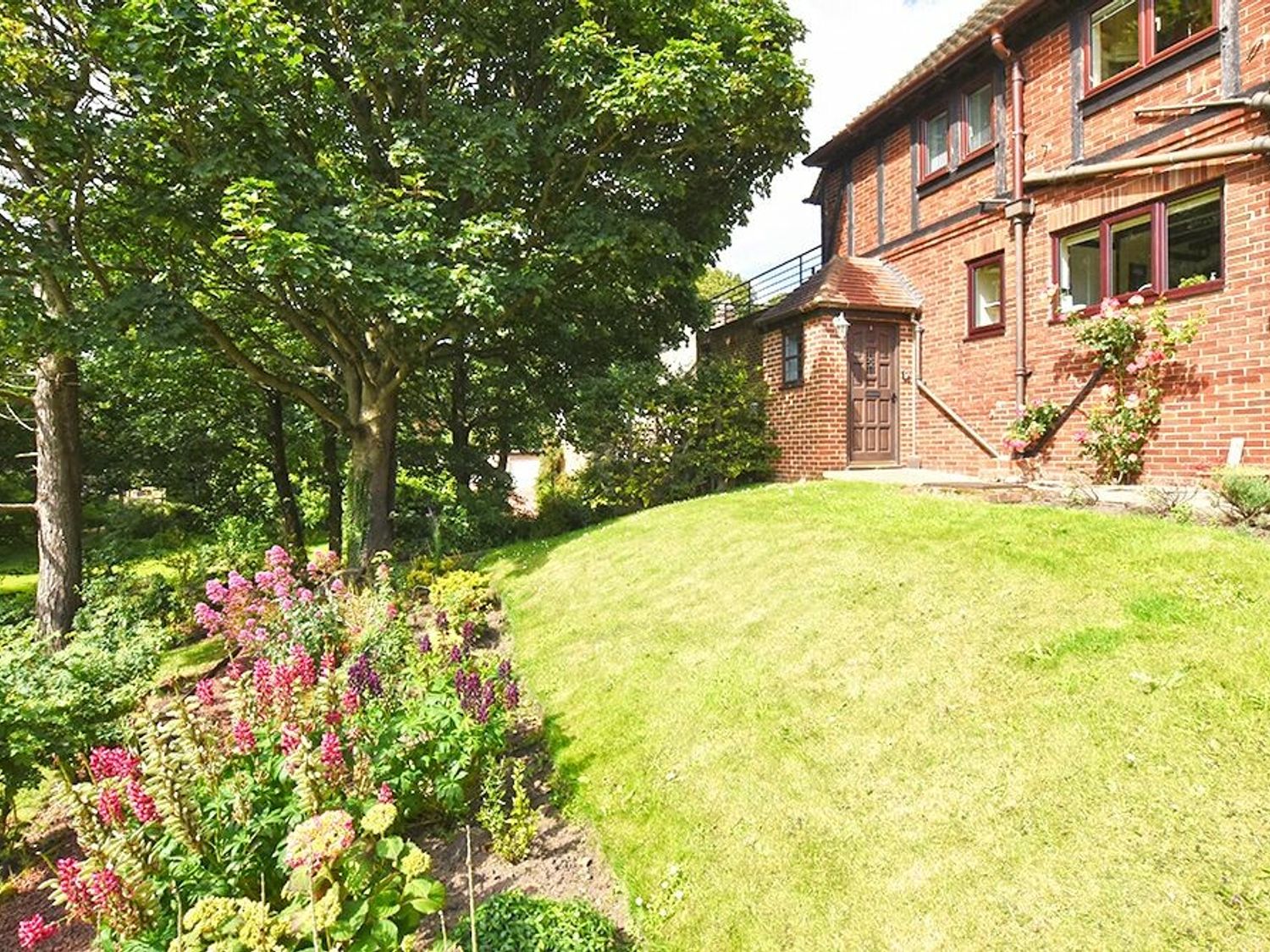 Friars Court Alnmouth Northumbria Self Catering Holiday Cottage