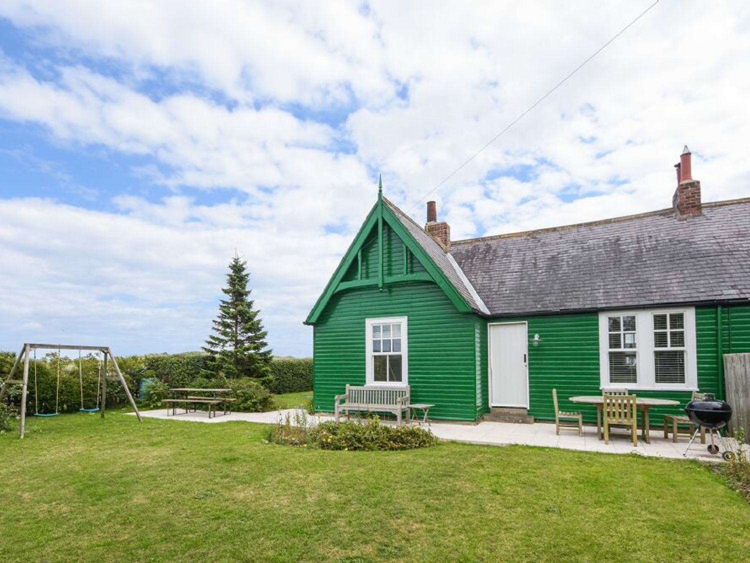 Armstrong Cottages No6 Bamburgh Redbarns Northumbria Self