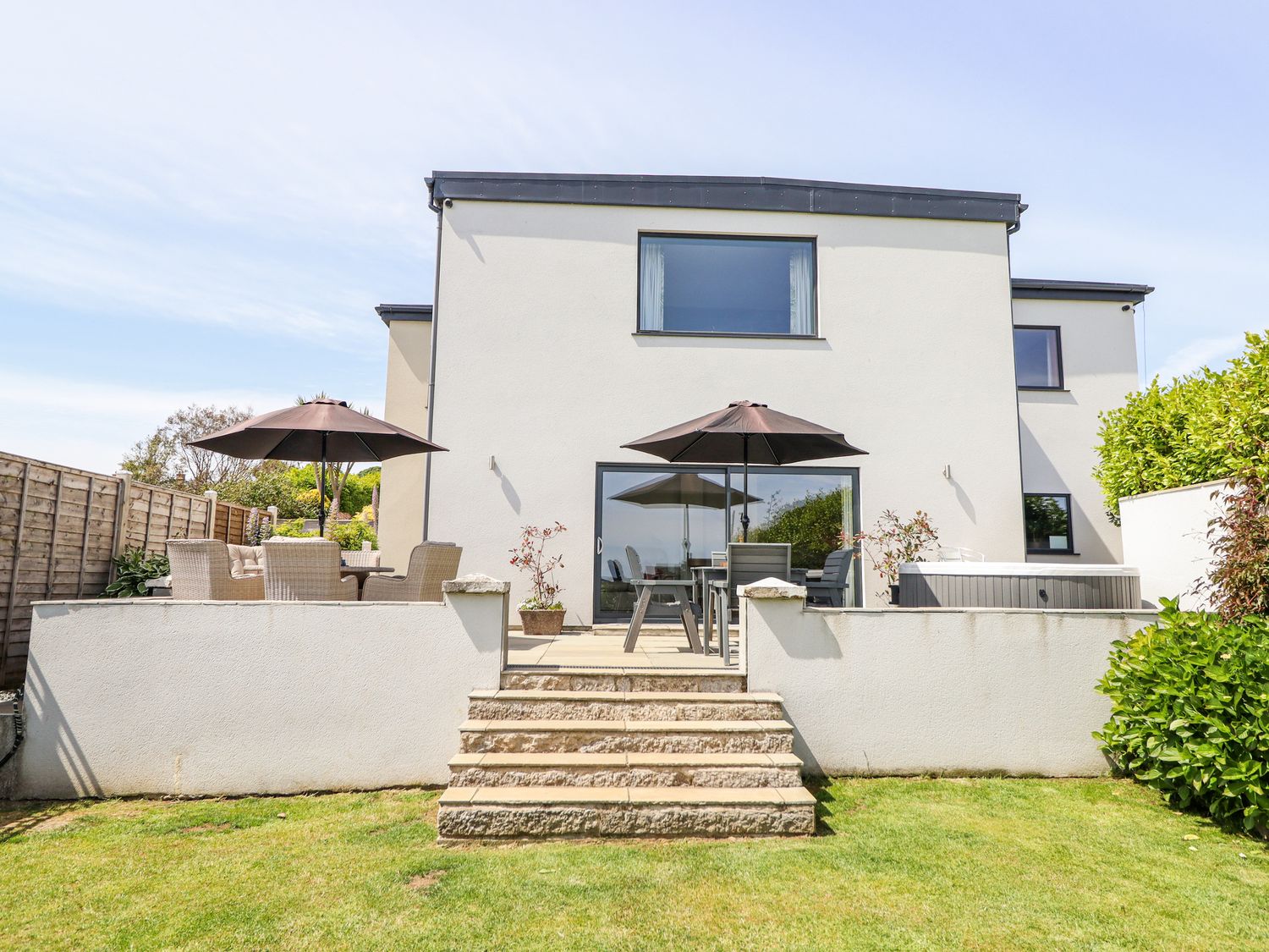 Bryn Mor, Benllech