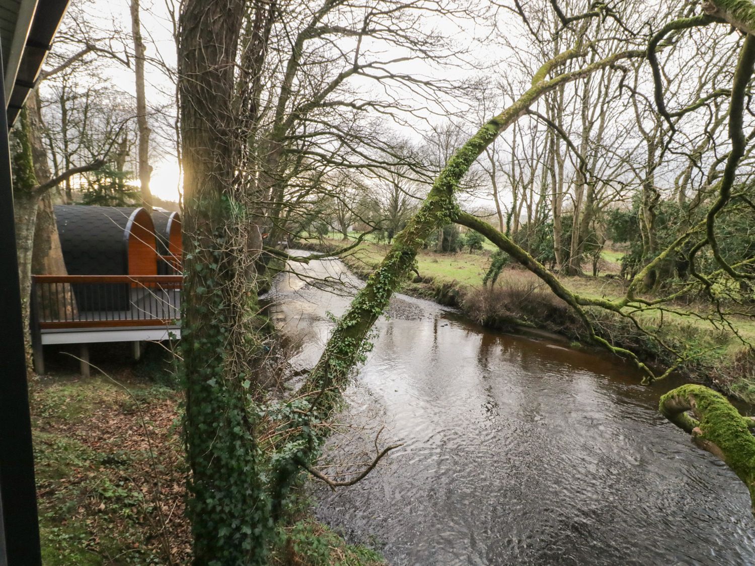Buttermilk Lodge in Dungiven, Londonderry. Single-storey. Balcony. River views. Studio-style. Rural.