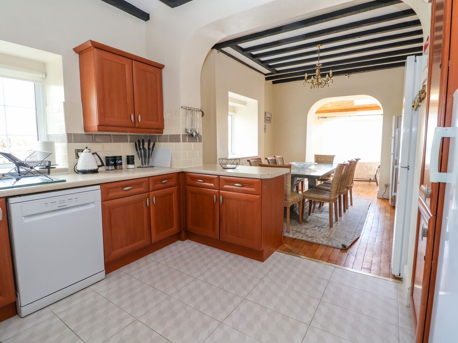 Orme Villa in Llandudno, Conwy. Stunning views over Llandudno Bay, and prime position on Great Orme.