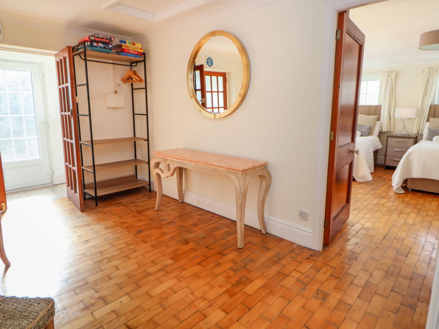 Orme Villa in Llandudno, Conwy. Stunning views over Llandudno Bay, and prime position on Great Orme.
