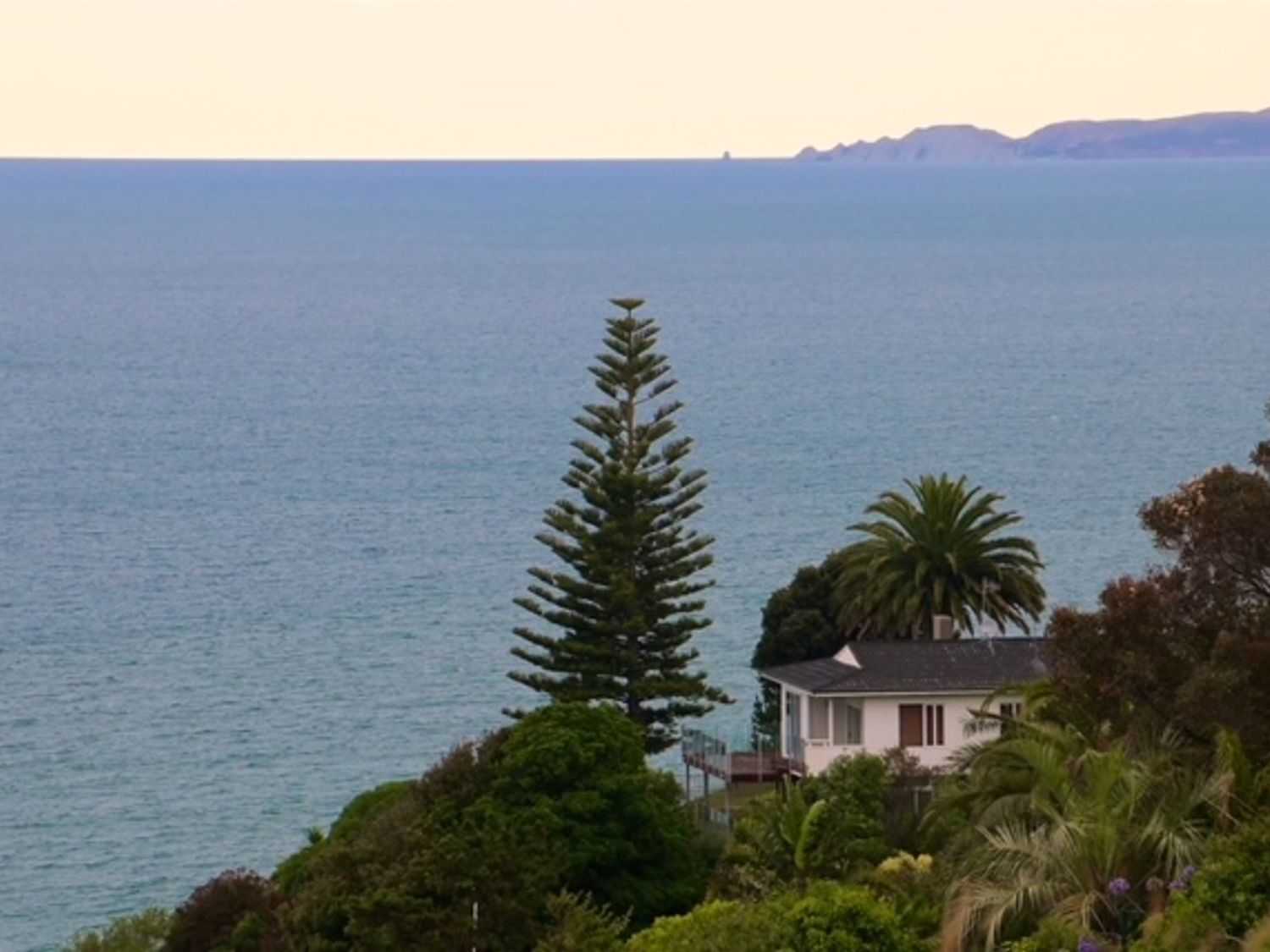 Hilltop Views - Bluff Hill Holiday Home -  - 1124994 - photo 1