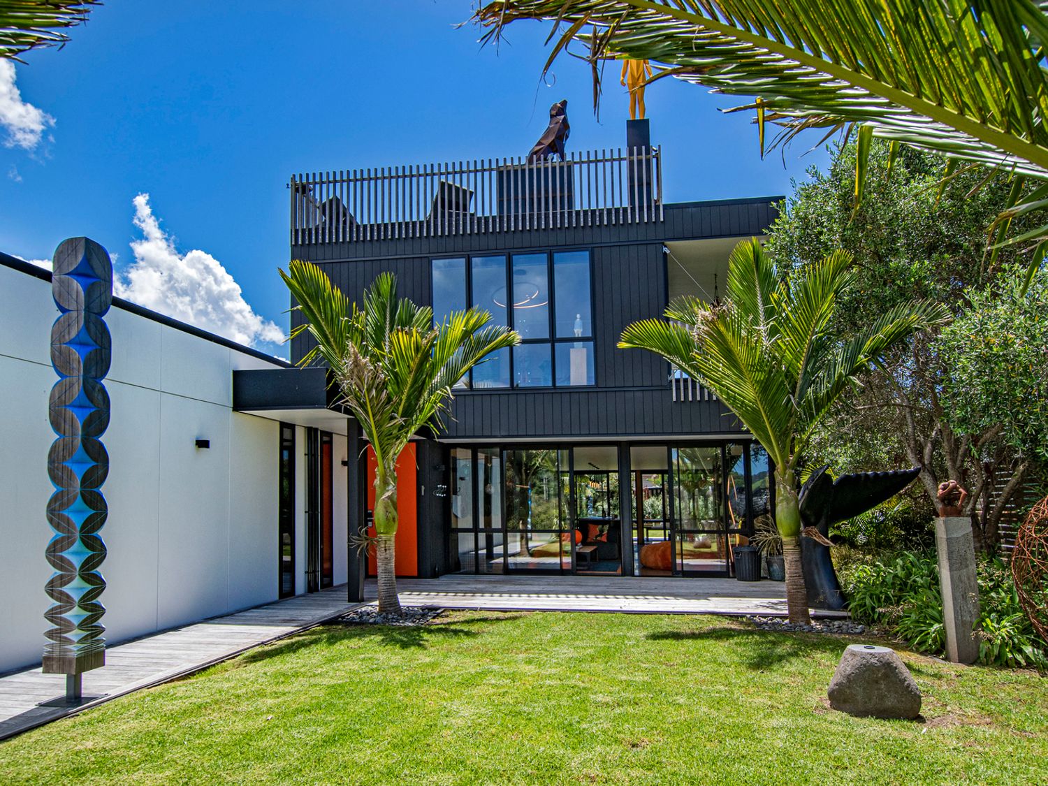 Matapouri Art Escape - Matapouri Holiday Home                     photo 25
