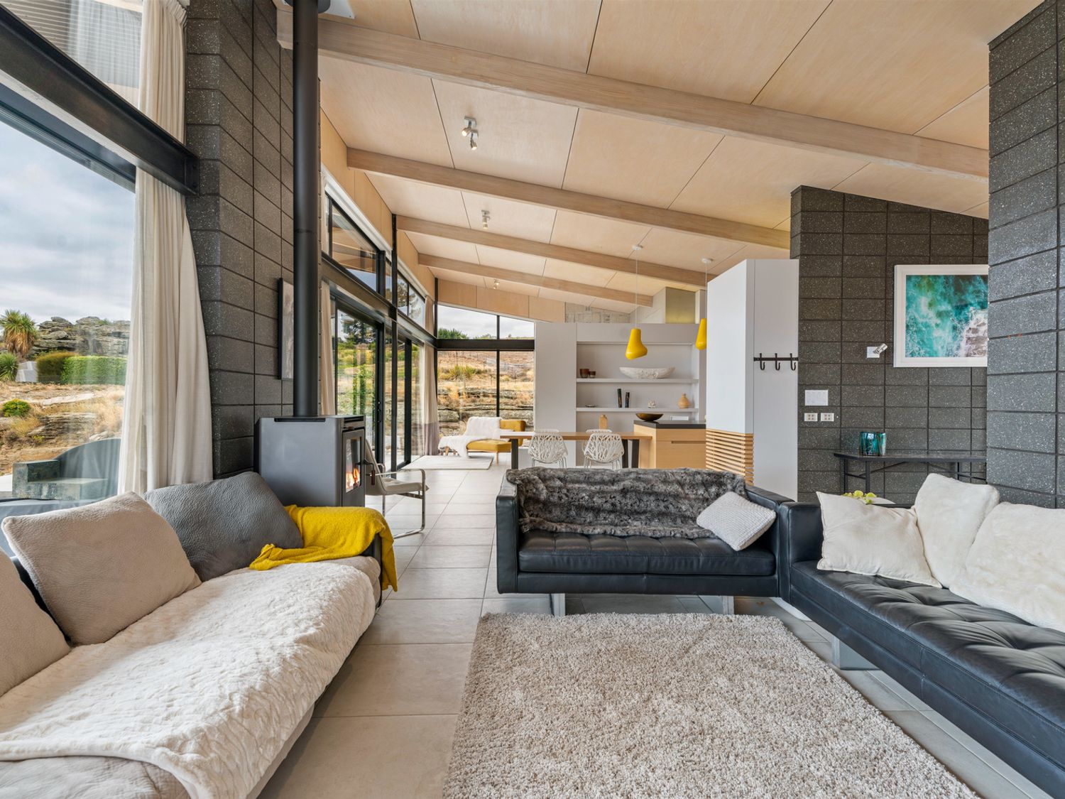 Bridge Hill Beauty - Alexandra Holiday Home                     photo 2