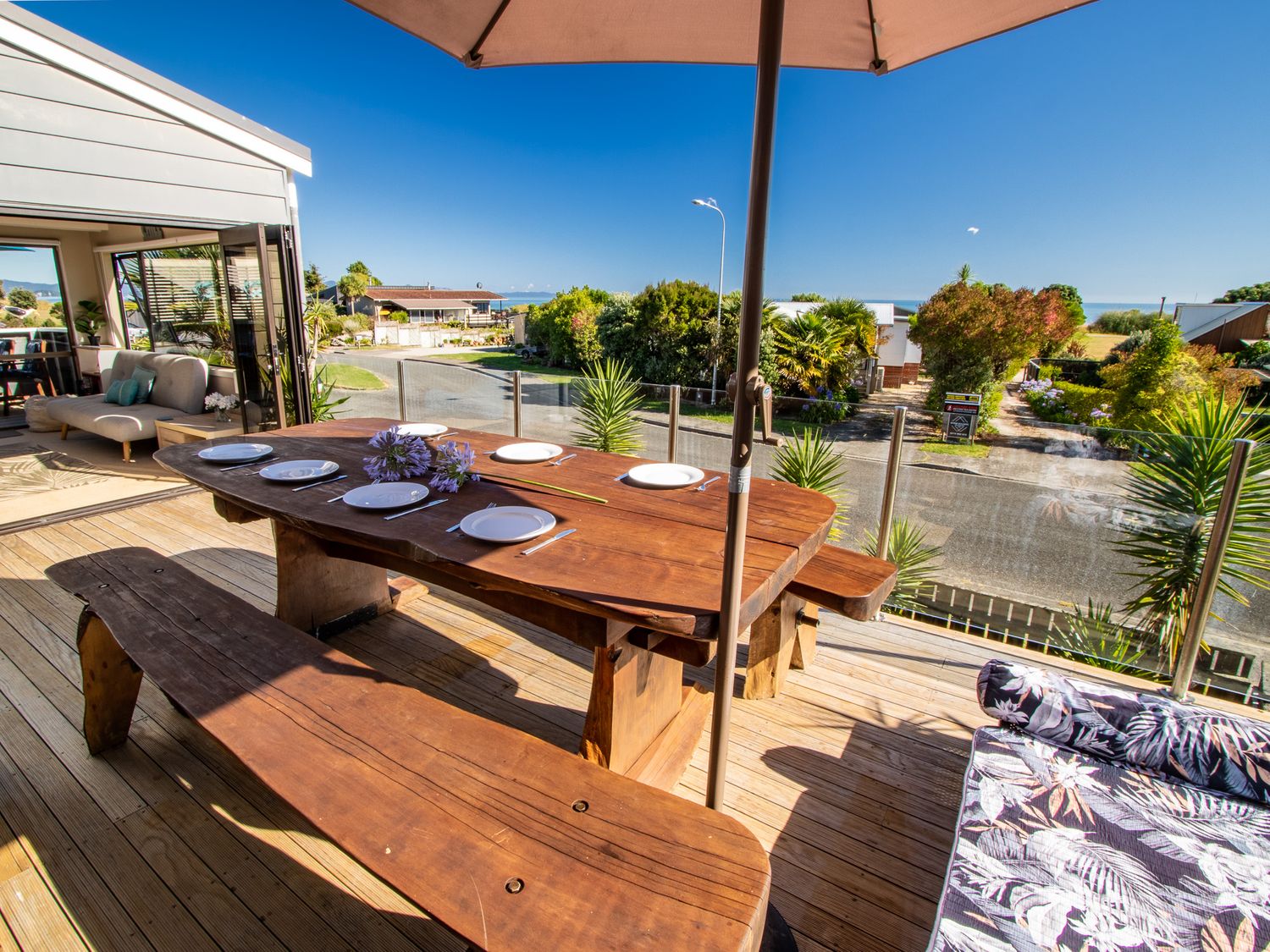 Pohara Beach Escape - Pohara Beach Holiday Home                     photo 2