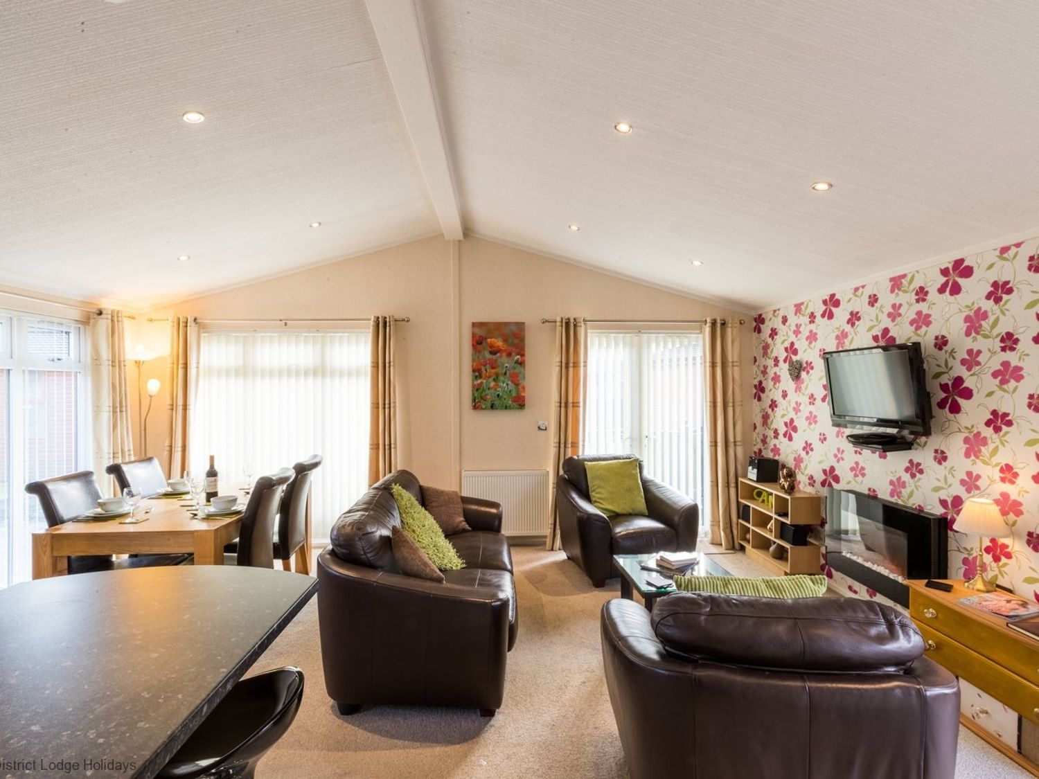 Bosun's Lodge, Troutbeck Bridge, Cumbria, family-friendly, on-site facilities, National Park, 2-beds