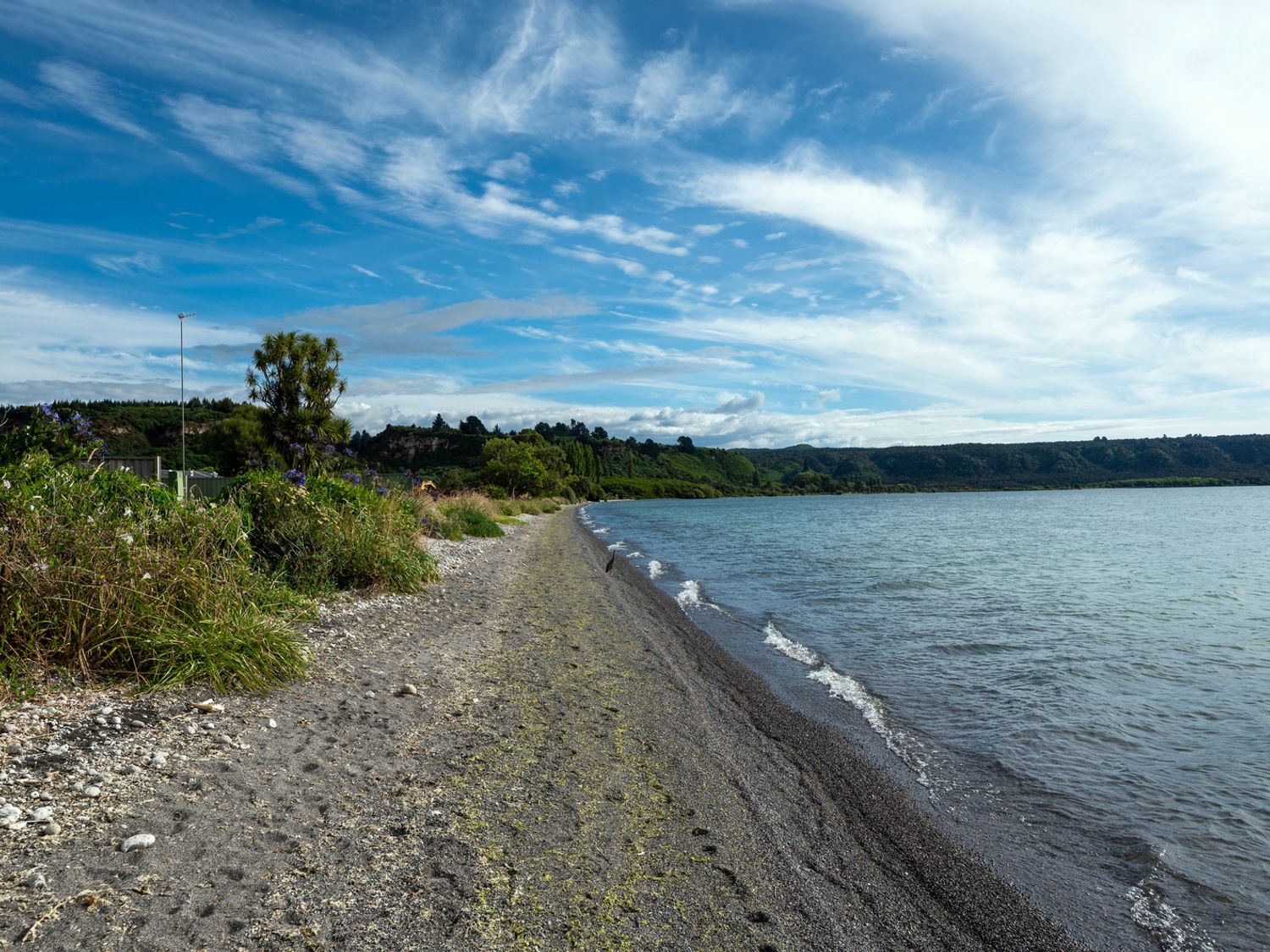 Waitahanui Lake House - Lake Taupo Holiday Home                     photo 32