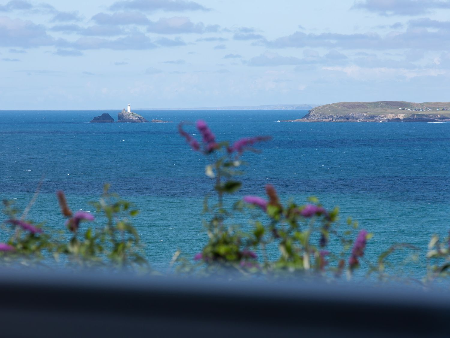 One Atlantic Watch, Carbis Bay, sea views, dishwasher, reverse-level accommodation, TV with Sky, DVD