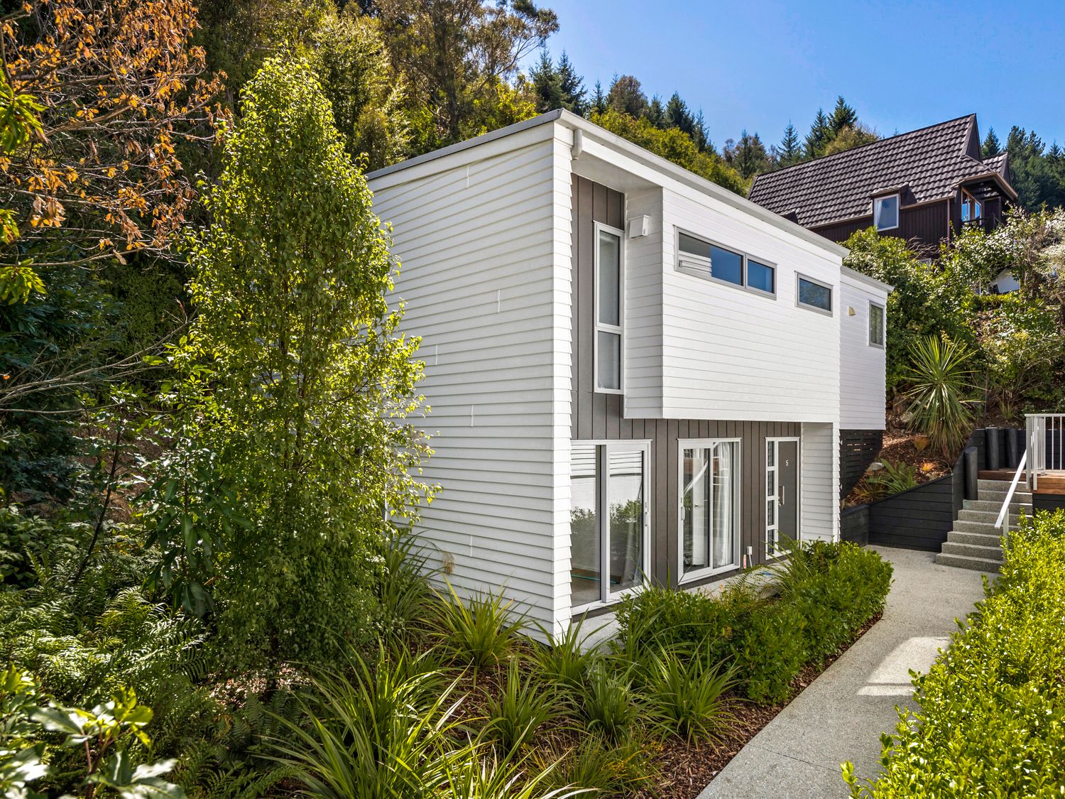 Leisurely on Lomond - Queenstown Holiday Home -  - 1131548 - photo 1