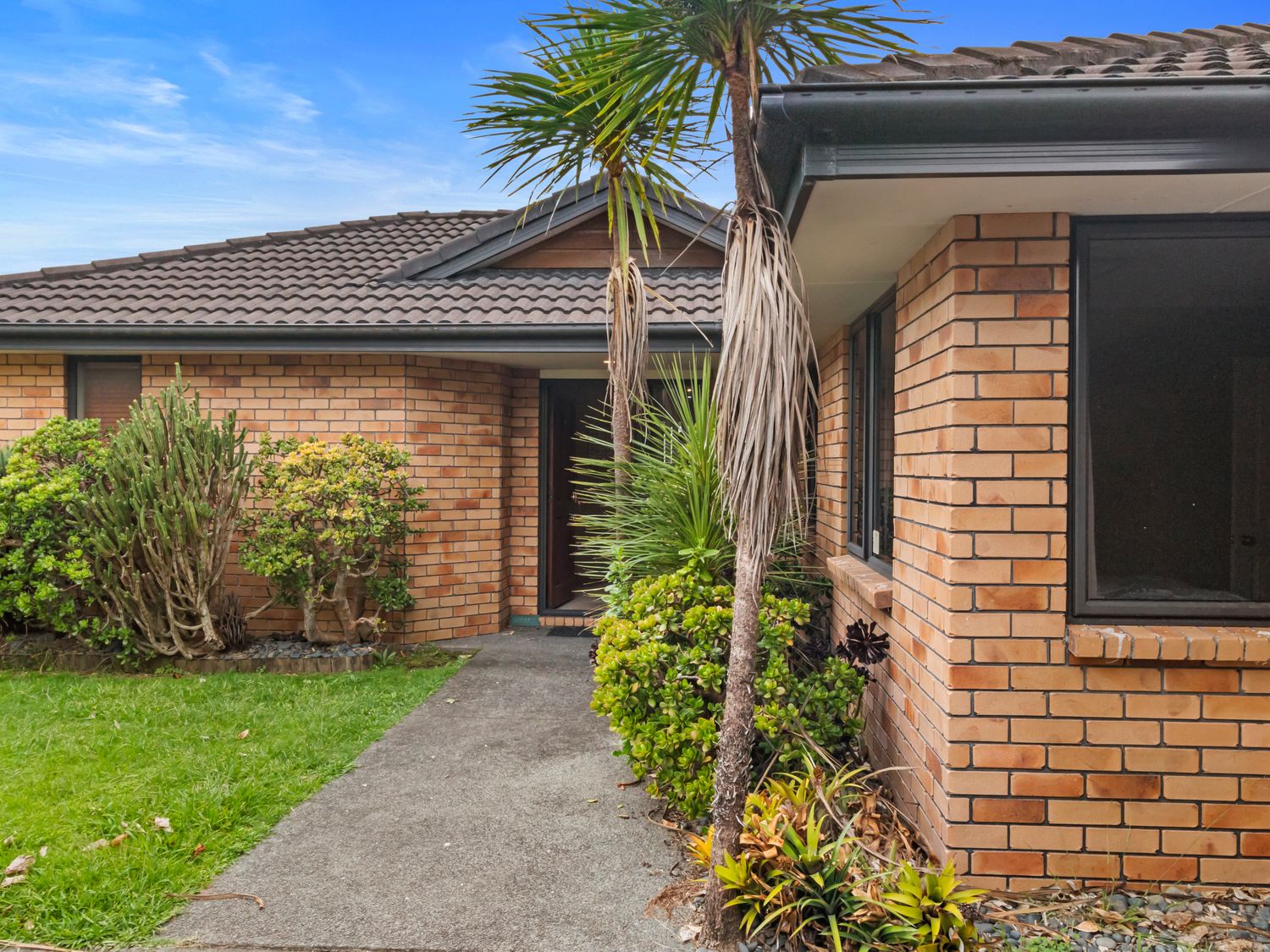 Bowentown Bach – Waihi Beach Holiday Home                     photo 2
