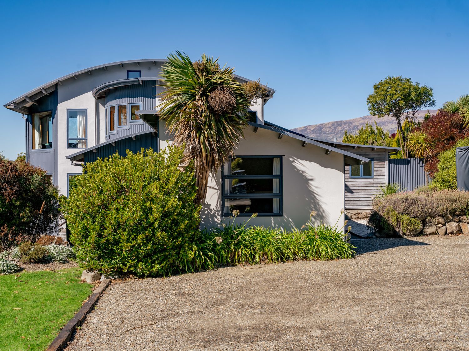 Lakehouse Retreat - Wanaka Holiday Home                     photo 26