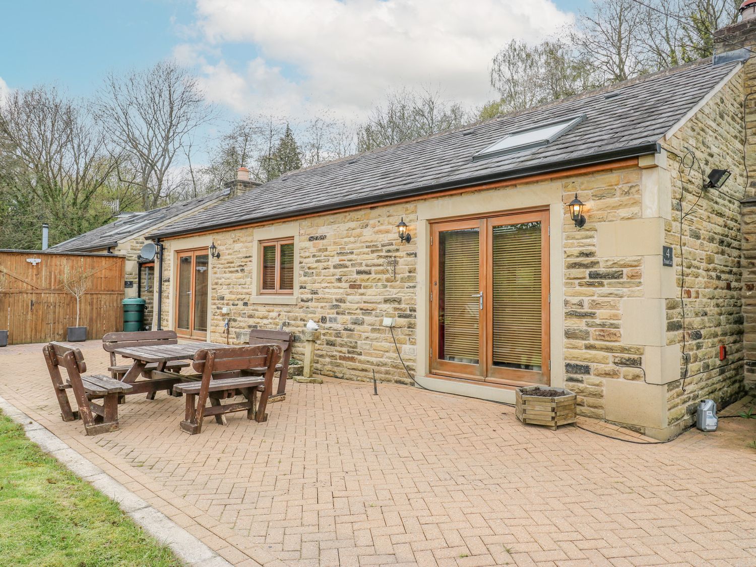 4 Pheasant Lane, is near Stocksbridge, South Yorkshire. Three-bedroom home, with hot tub and garden.