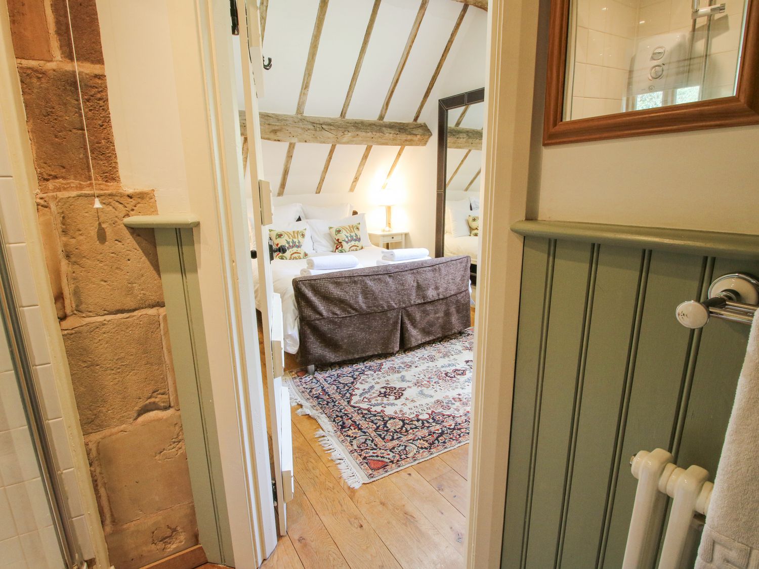 Courtyard Cottage, Heart of England