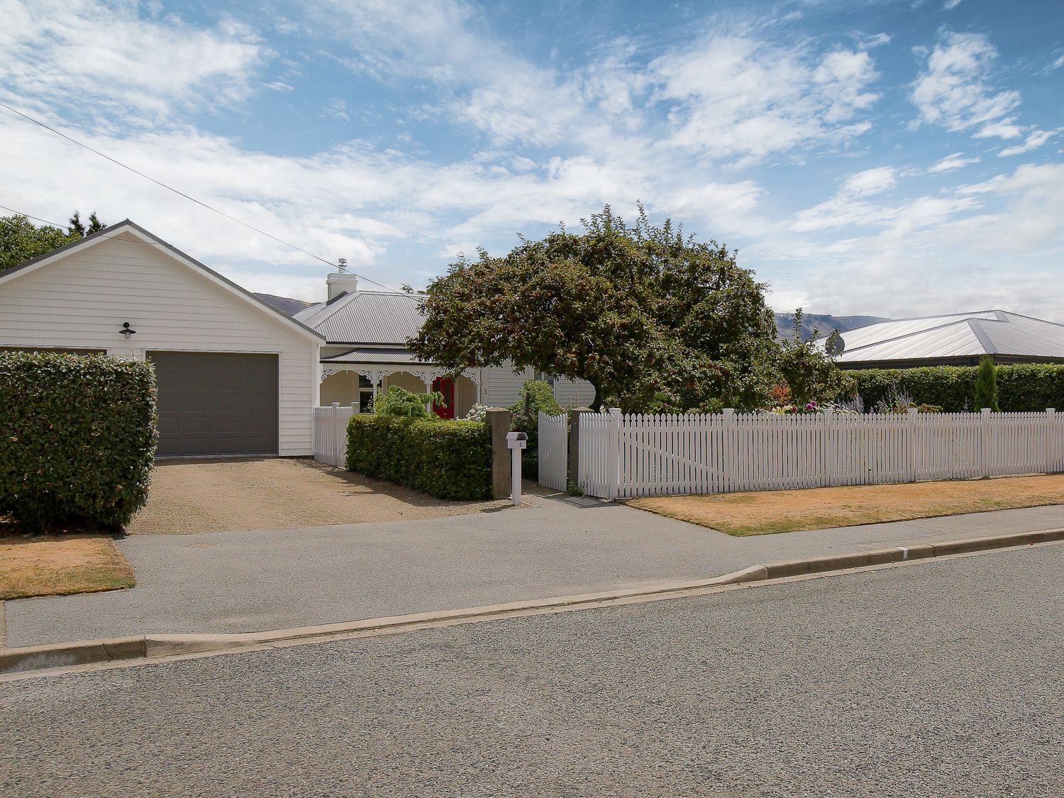 Victorian Villa - Cromwell Holiday Home                     photo 32