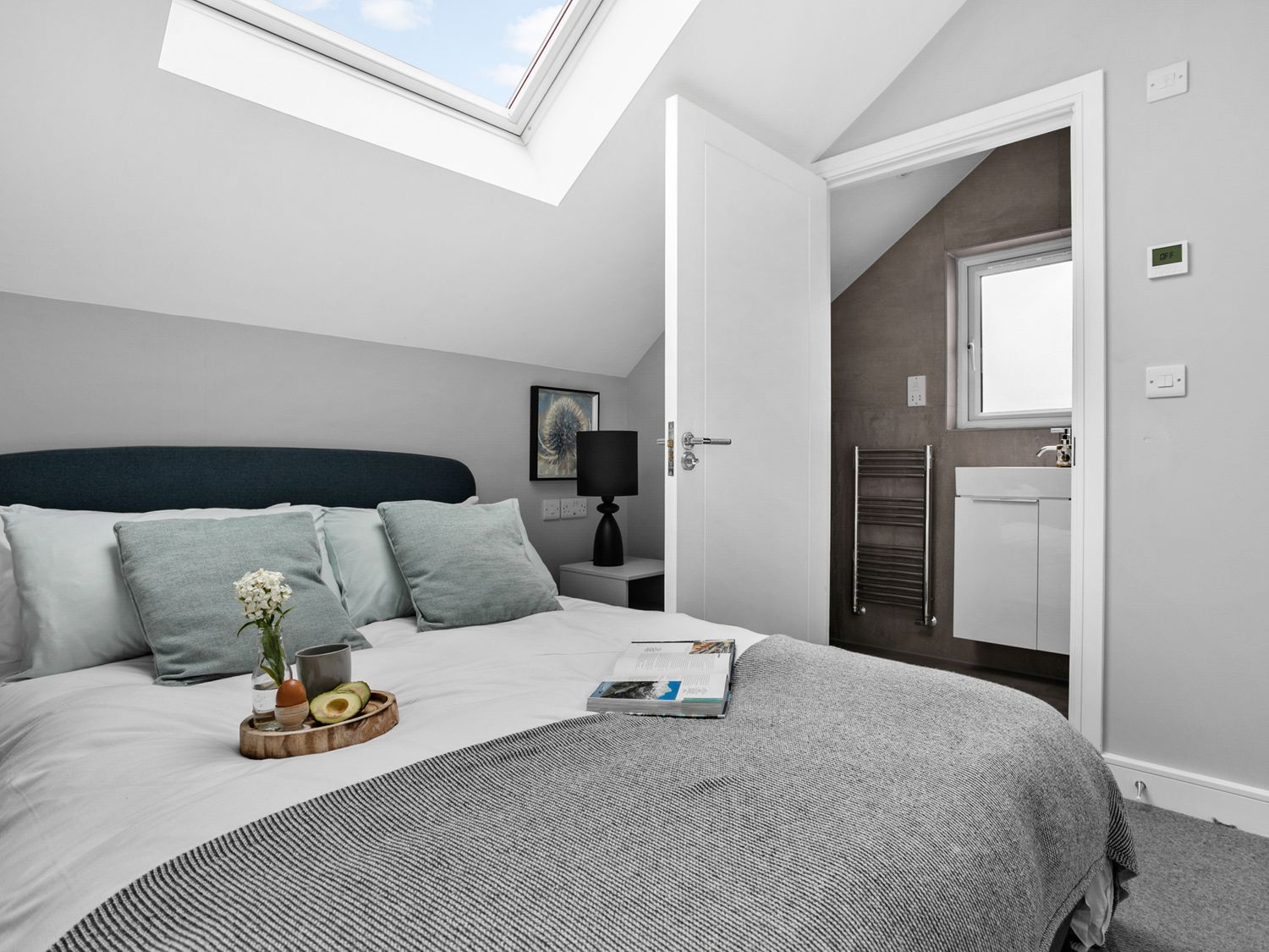 Huxham View and Annex, Stoke Canon, Devon. Bedrooms with en-suites. Smart TVs. Near a National Park.