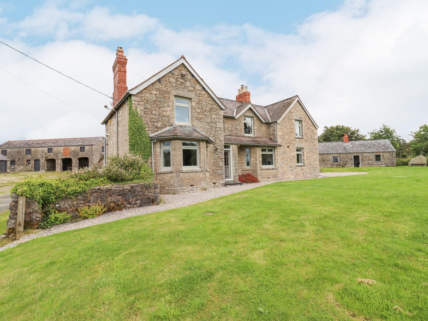 Segrwyd Uchaf in Denbigh, Denbighshire. Five-bedroom home with games room and EV charger. Near AONB.