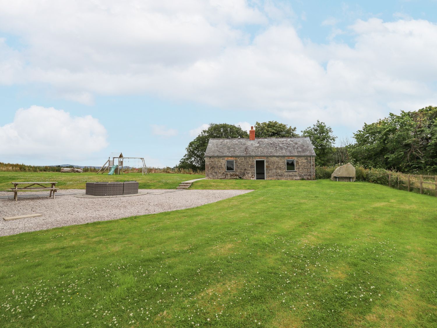 Segrwyd Uchaf in Denbigh, Denbighshire. Five-bedroom home with games room and EV charger. Near AONB.