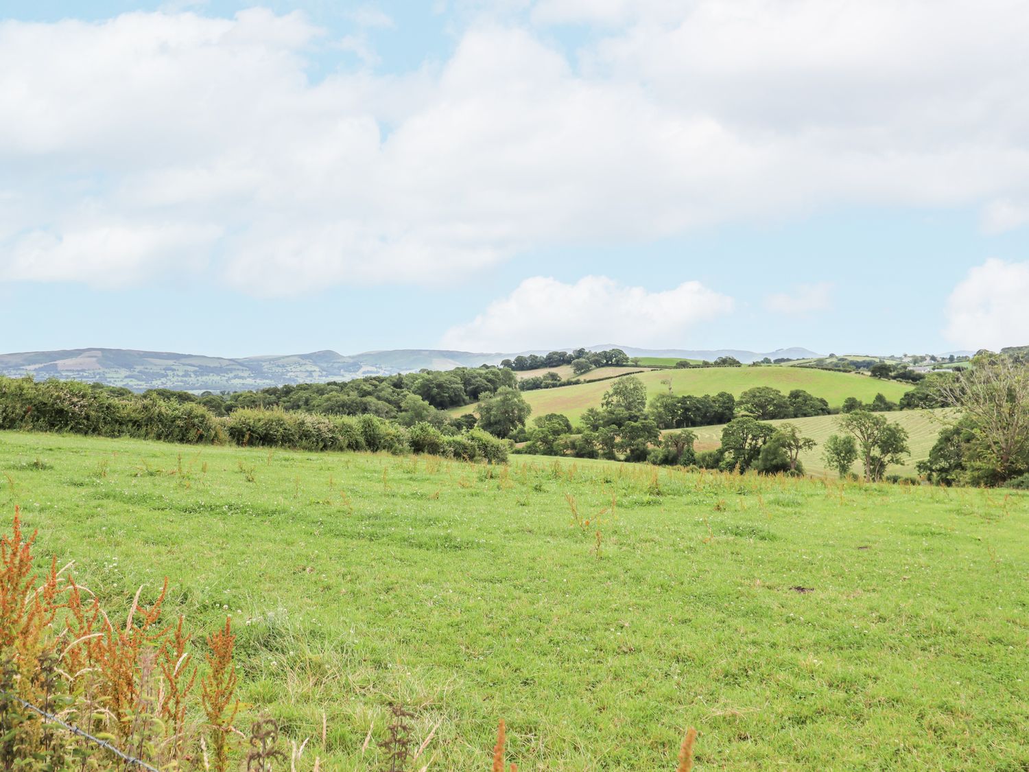 Segrwyd Uchaf in Denbigh, Denbighshire. Five-bedroom home with games room and EV charger. Near AONB.