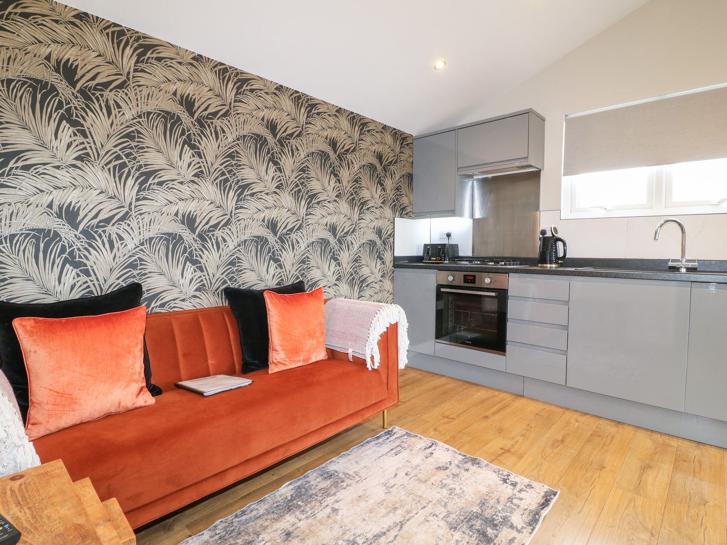 Birch, Donisthorpe, Leicestershire. Adult-only, one-bedroom lodge with hot tub and stylish interior.