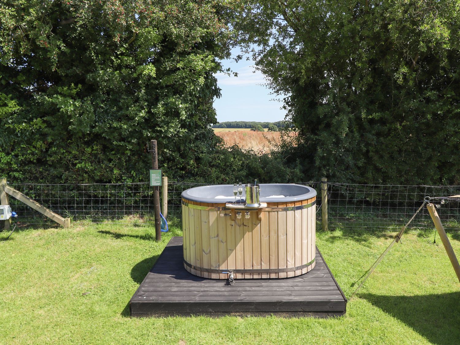 Herdwick Luxury Glamping, Nottingham
