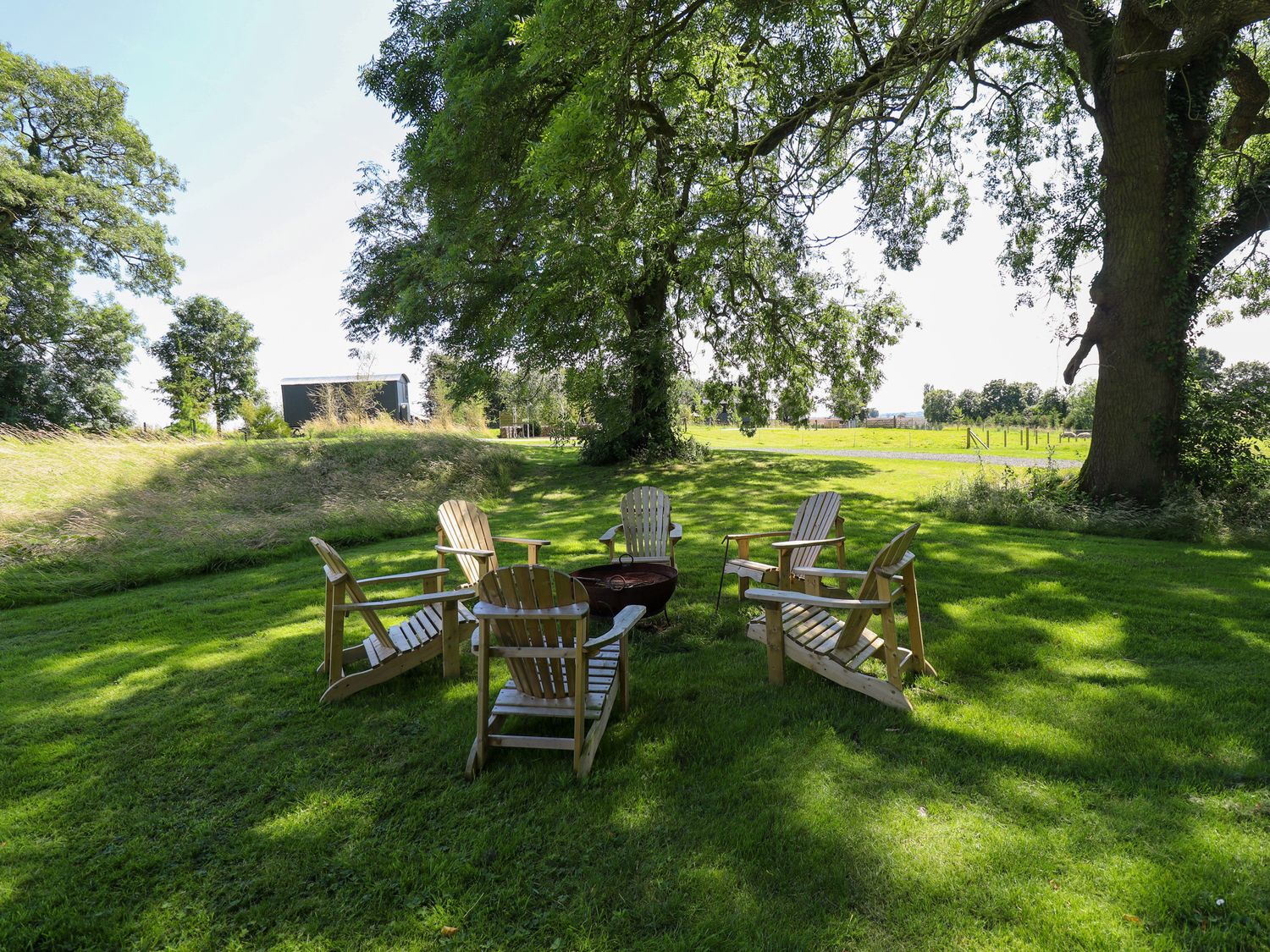 Southdown Luxury Glamping, Nottingham