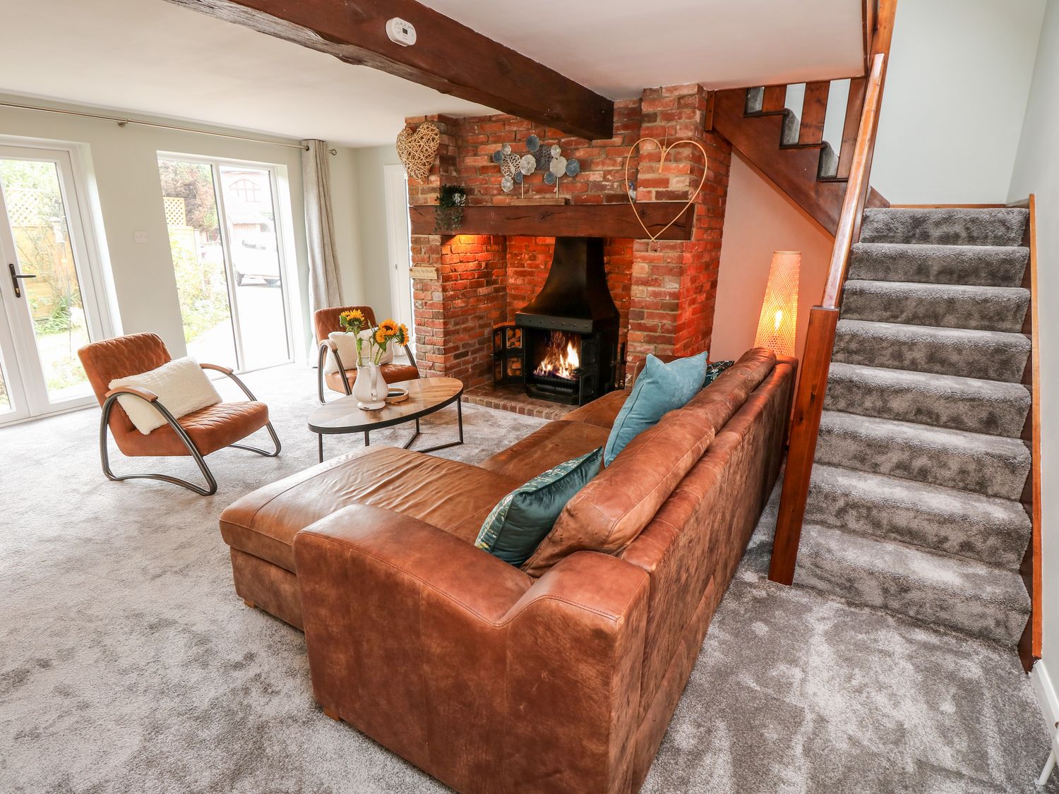 Northern Byre rests in Sopley, Hampshire. Four-bedroom barn conversion, resting near amenities. Pets
